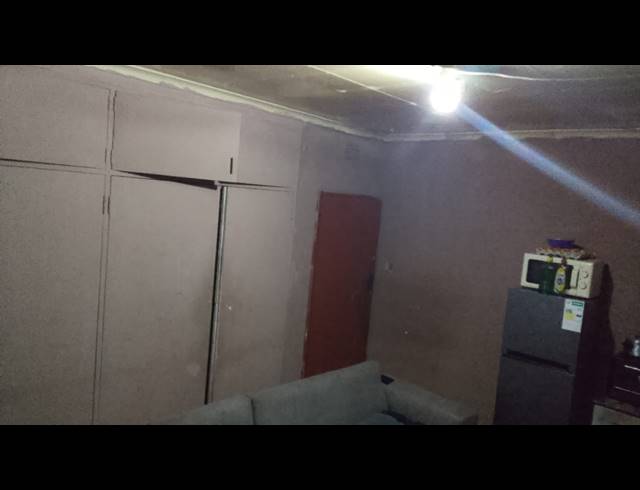 7 BEDROOM HOUSE FOR SALE IN VANDERBIJLPARK CE 5